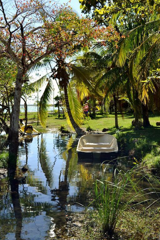Casa Caracol Hotel Bacalar Buitenkant foto